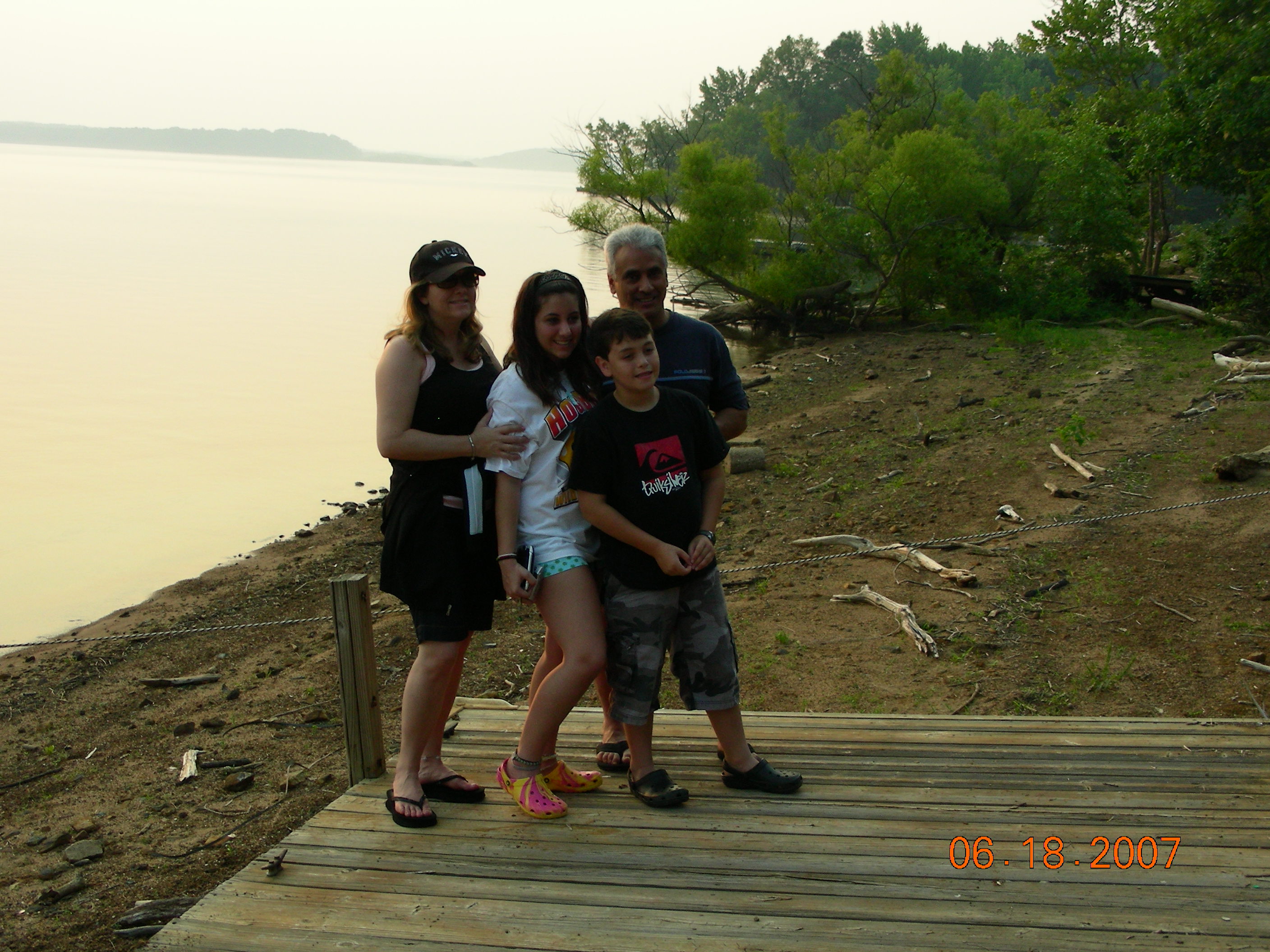 ./2007/Kerr Lake Eagles Nest/June18/DSCN1274.JPG